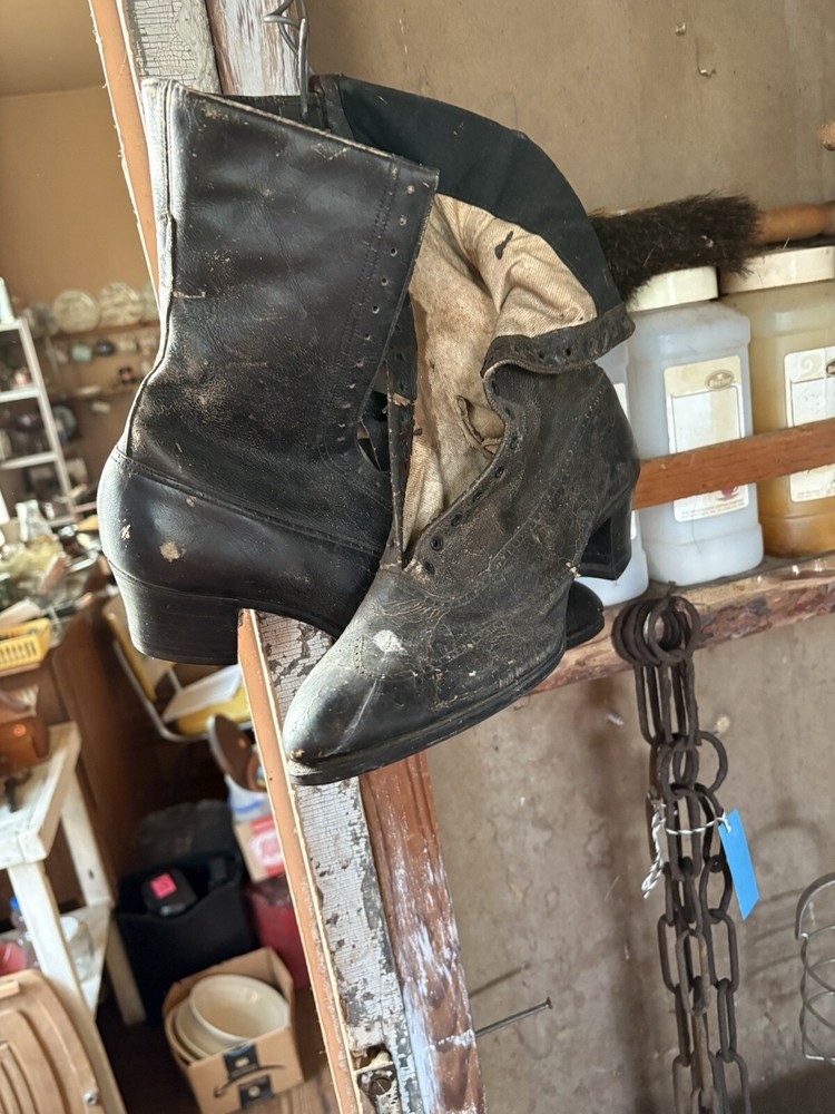 Vintage Leather Lace Up Shoes